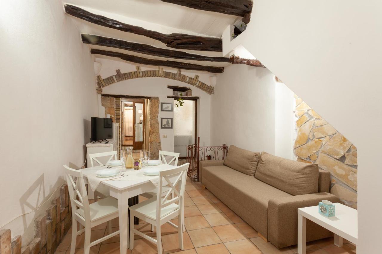 Centro Storico CagliariCasa Tipica Sarda Apartment Exterior photo
