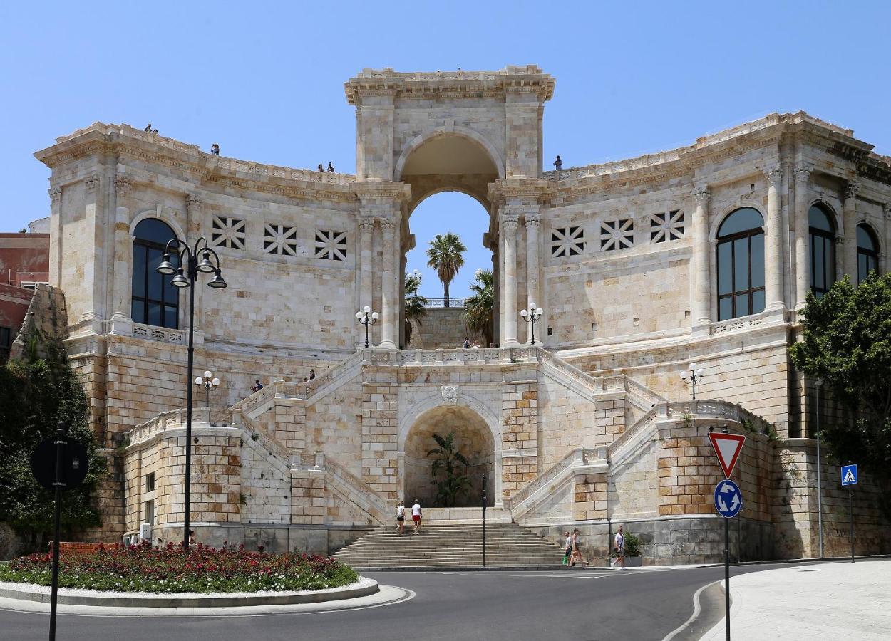 Centro Storico CagliariCasa Tipica Sarda Apartment Exterior photo